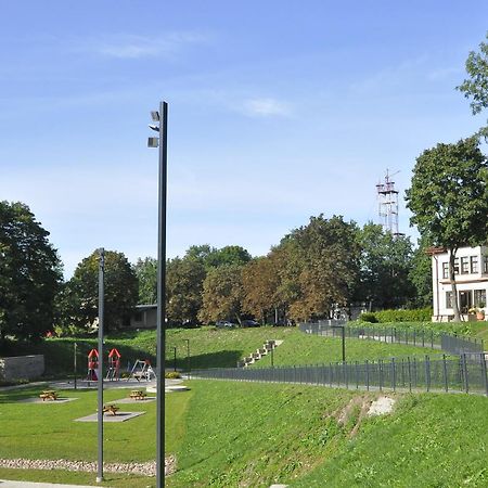 Prestige Apartment Narva Luaran gambar