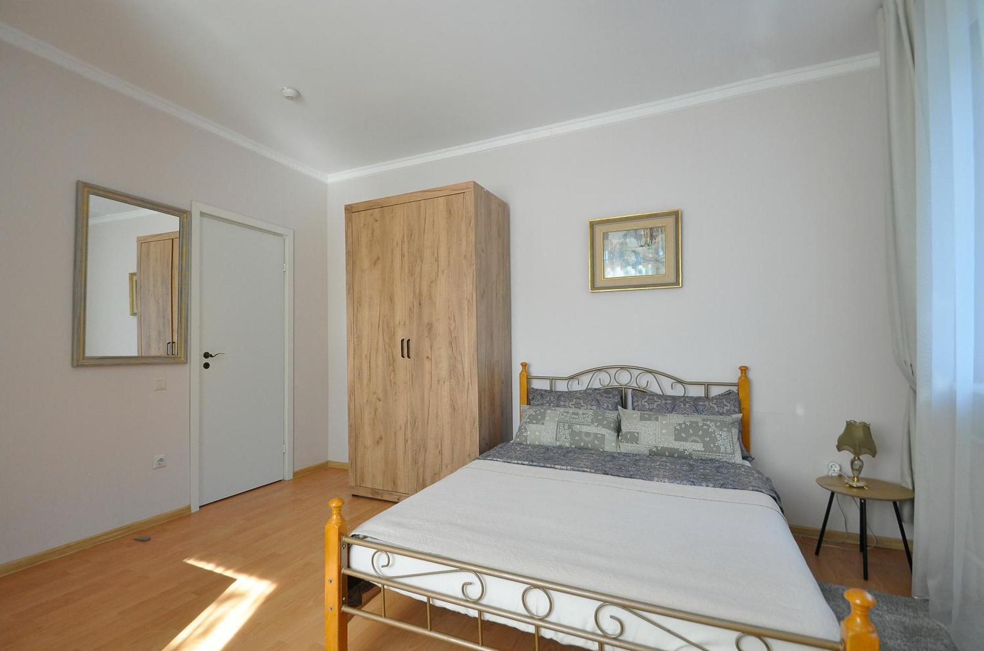 Prestige Apartment Narva Luaran gambar