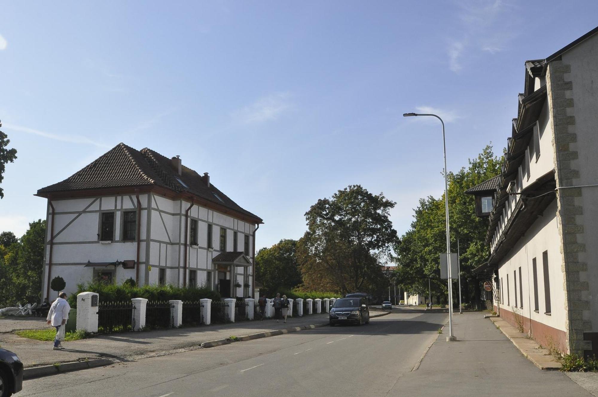 Prestige Apartment Narva Luaran gambar