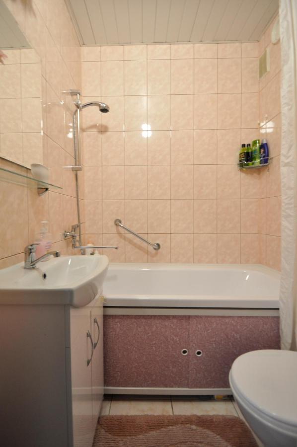 Prestige Apartment Narva Luaran gambar